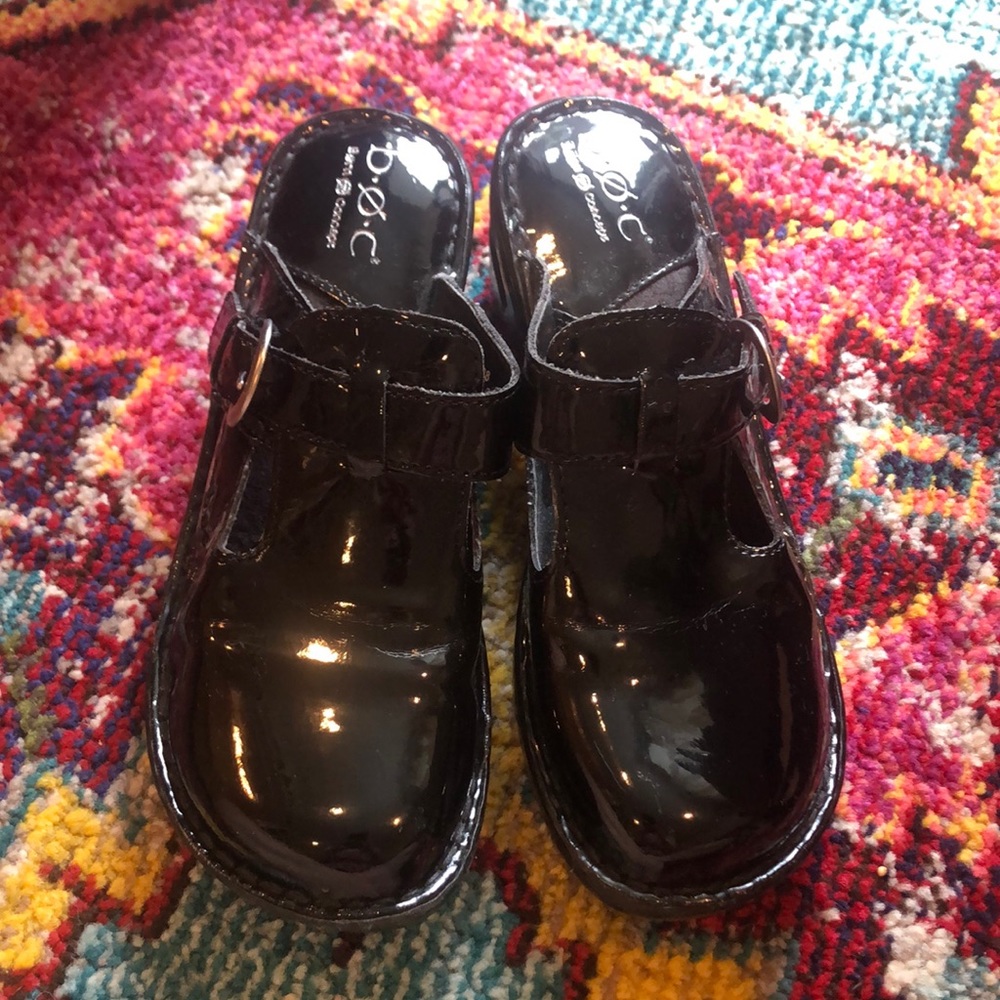 Born concepts BOC clogs
